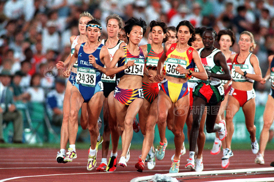 1996年亚特兰大奥运会上,中国运动员王军霞夺得女子5000米比赛冠军